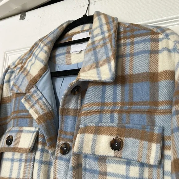 Shacket - Picture 3 of 5